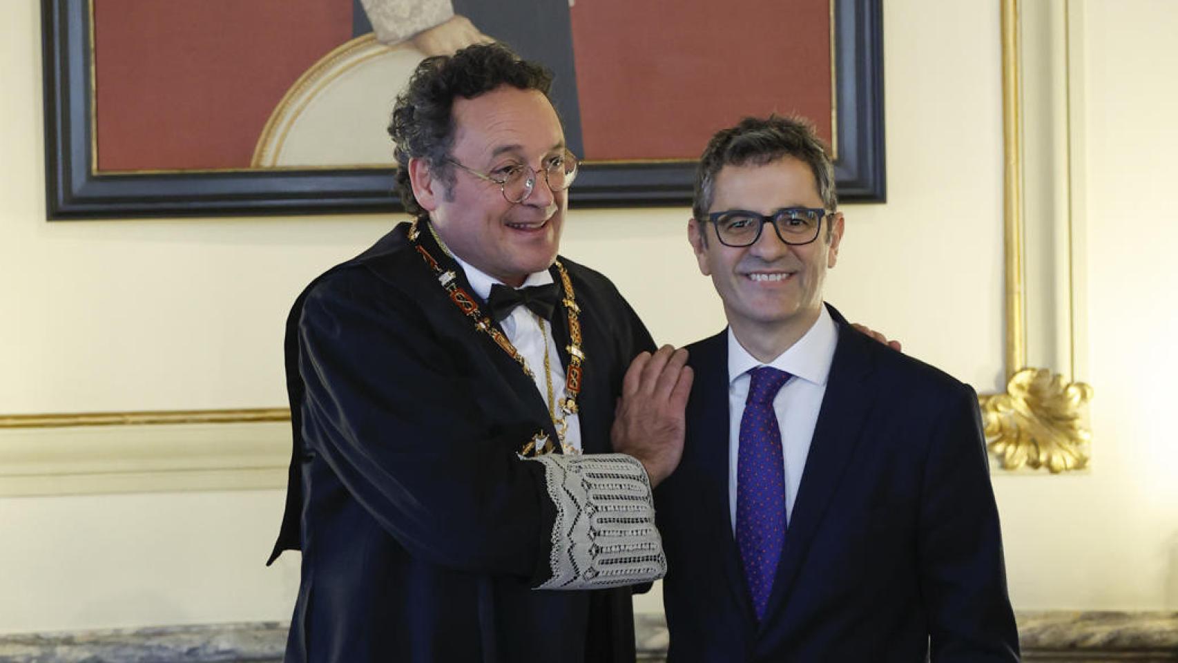 El ministro Bolaños y Álvaro García Ortiz, ayer, miércoles, en el Tribunal Supremo tras la toma de posesión del segundo como fiscal general./