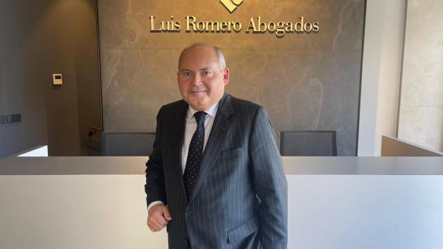 Luis Romero, abogado.