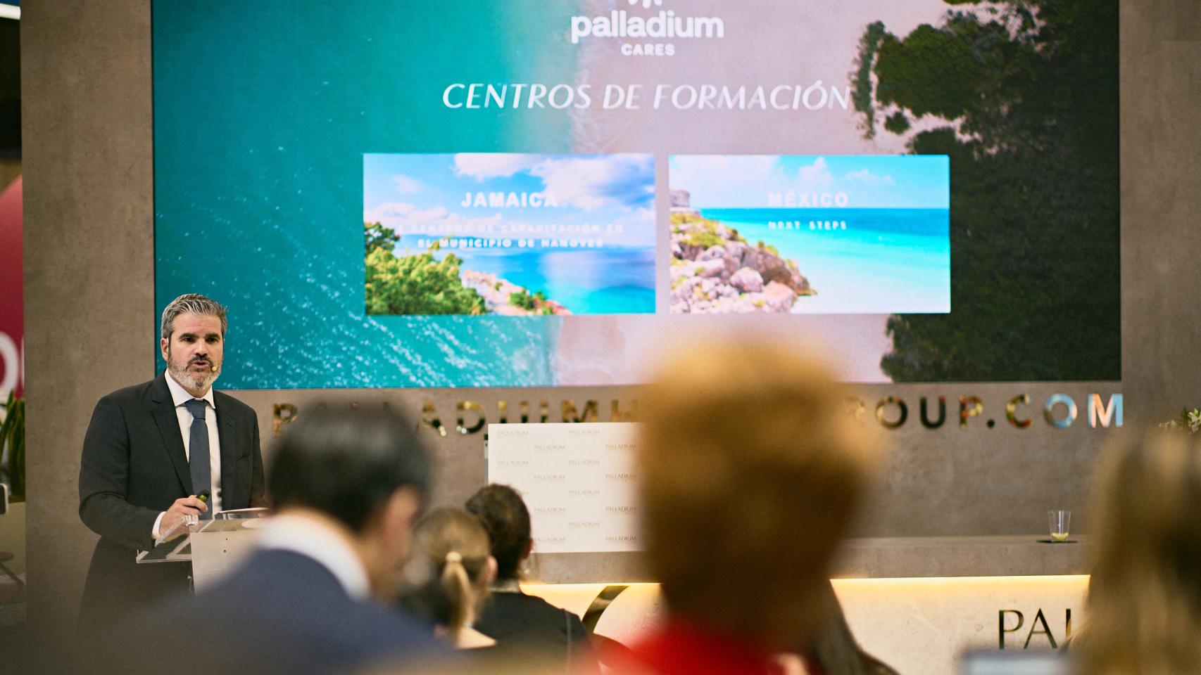 Jesús Sobrino durante la presentación de Palladium en Fitur 2024