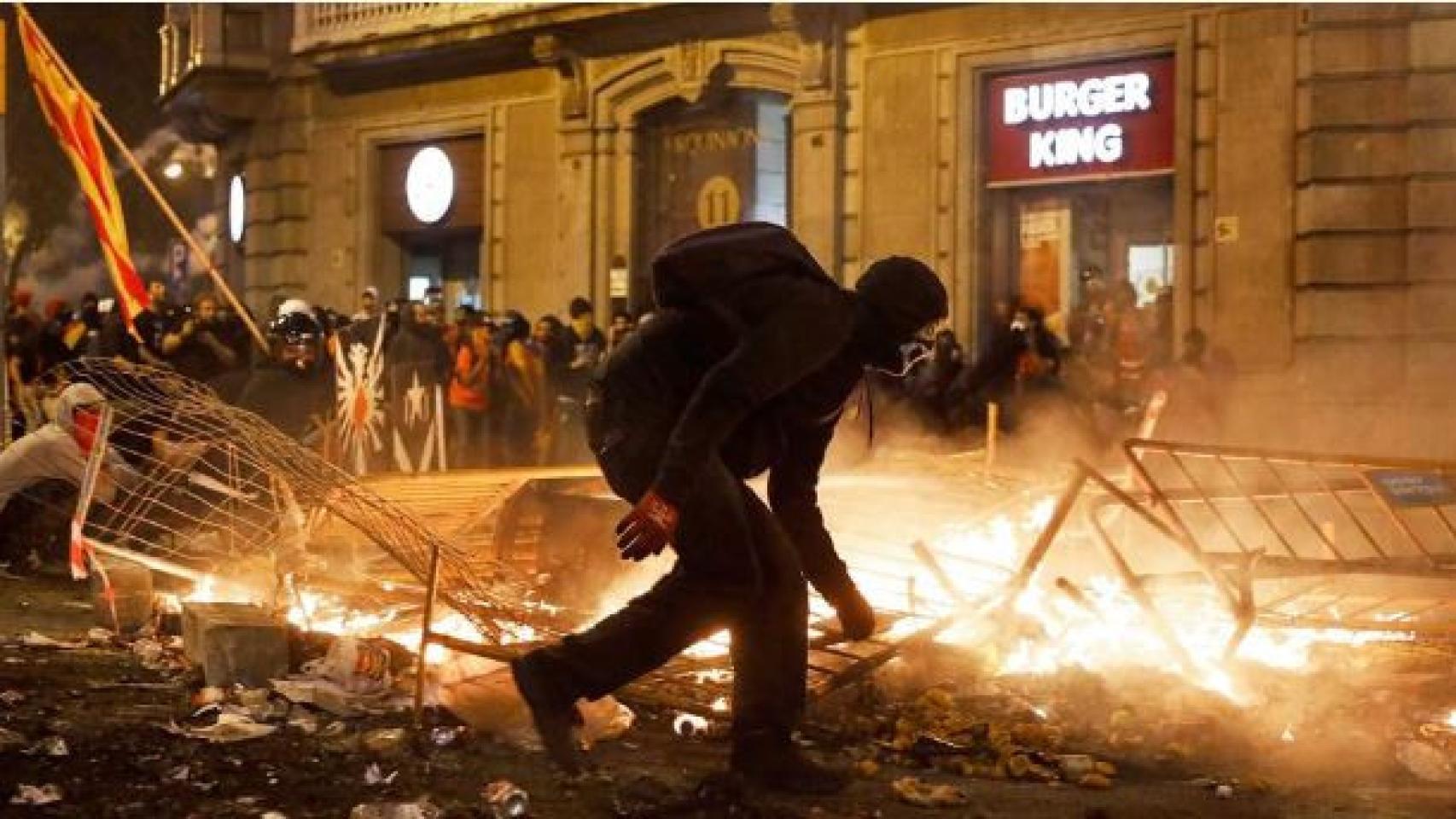 Disturbios en Barcelona el 18 de octubre de 2019./