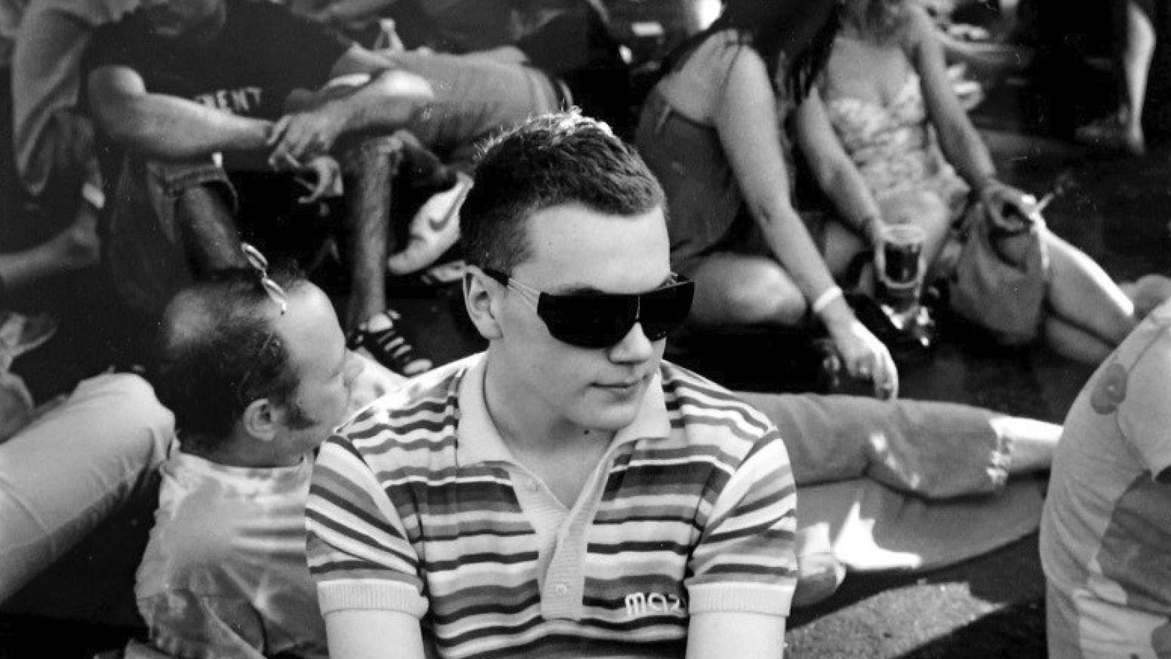 Jorge Ribalta: 'Sin título', 2005. De la serie “Sur l'herbe / En la hierba. (2005-2008)” (detalle). © Jorge Ribalta / VEGAP