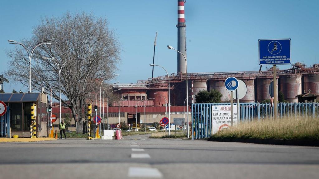 Alcoa en San Cibrao completa el rearranque de las cubas.