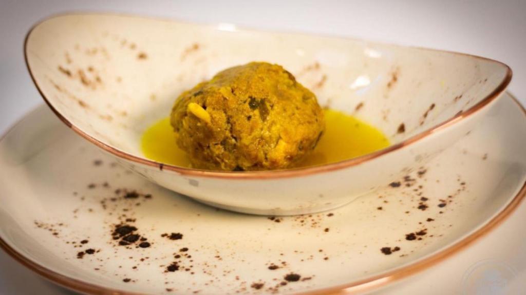 Caldo con pelota de Casa Corro.