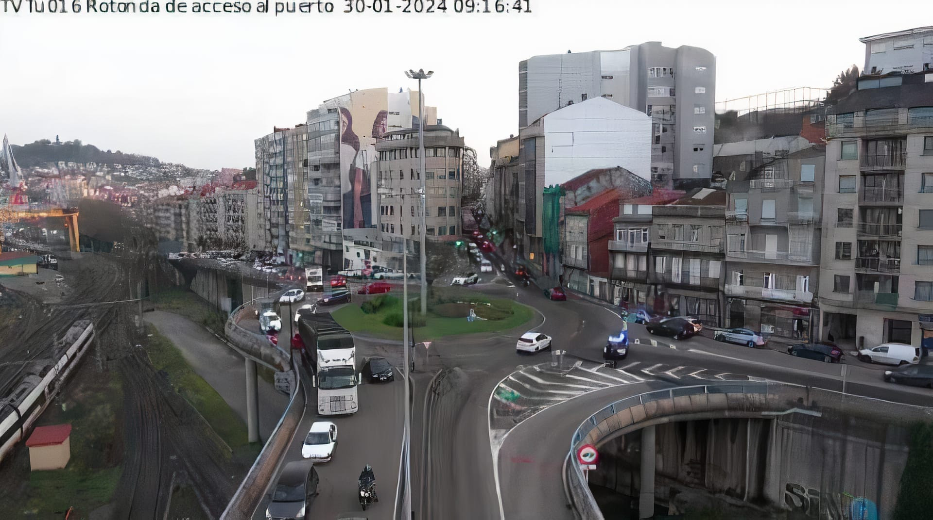 Retenciones este martes al paso de la huelga de trabajadores de Vitrasa. Foto: cámaras de tráfico del Concello