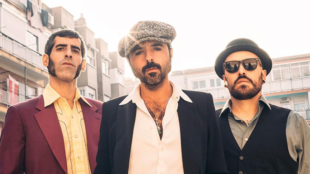 Juancho, en el centro de la imagen, junto a Ruly y Gerbass