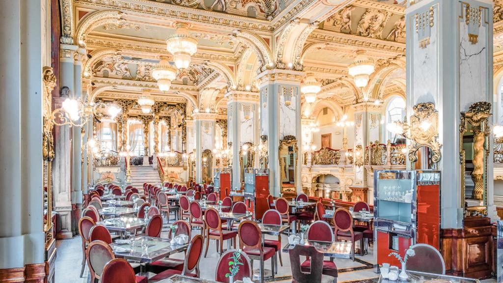 El café más bonito de Budapest y un truco para no tener que hacer cola