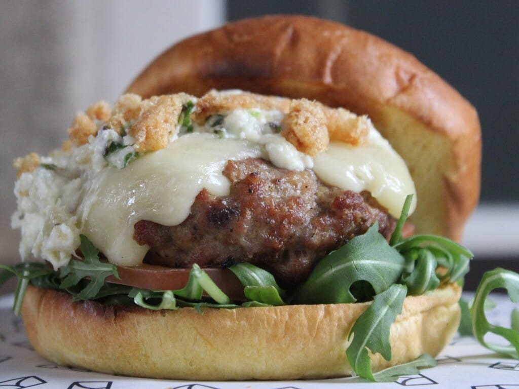 Hamburguesa ‘Un celta en New York’ de Candela Grill.