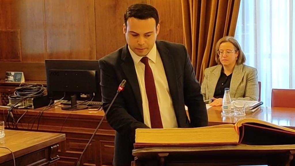 Eloy Tomé tomando posesión como diputado por Zamora Sí