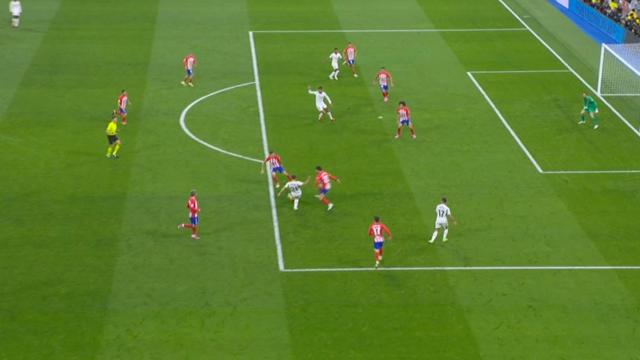 Posición legal de Lucas Vázquez en el gol de Brahim