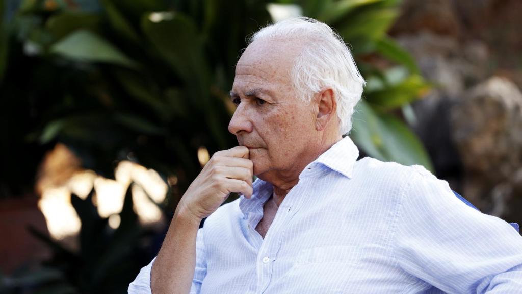 Dr. Borja Corcóstegui.