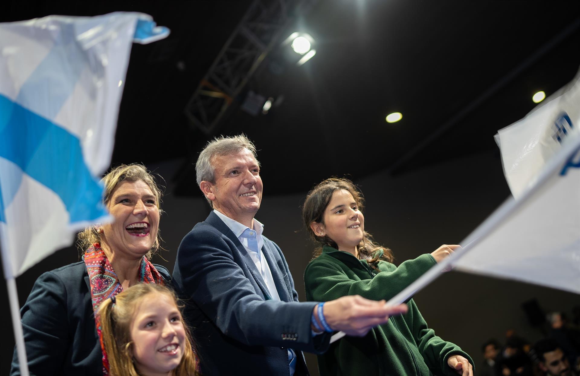 Acto de campaña de Alfonso Rueda