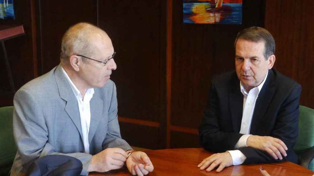 Ventura Pérez Mariño junto a Abel Caballero.