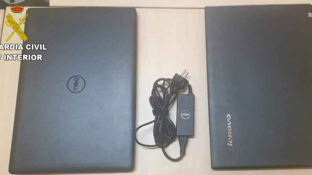 Ordenadores sustraídos.