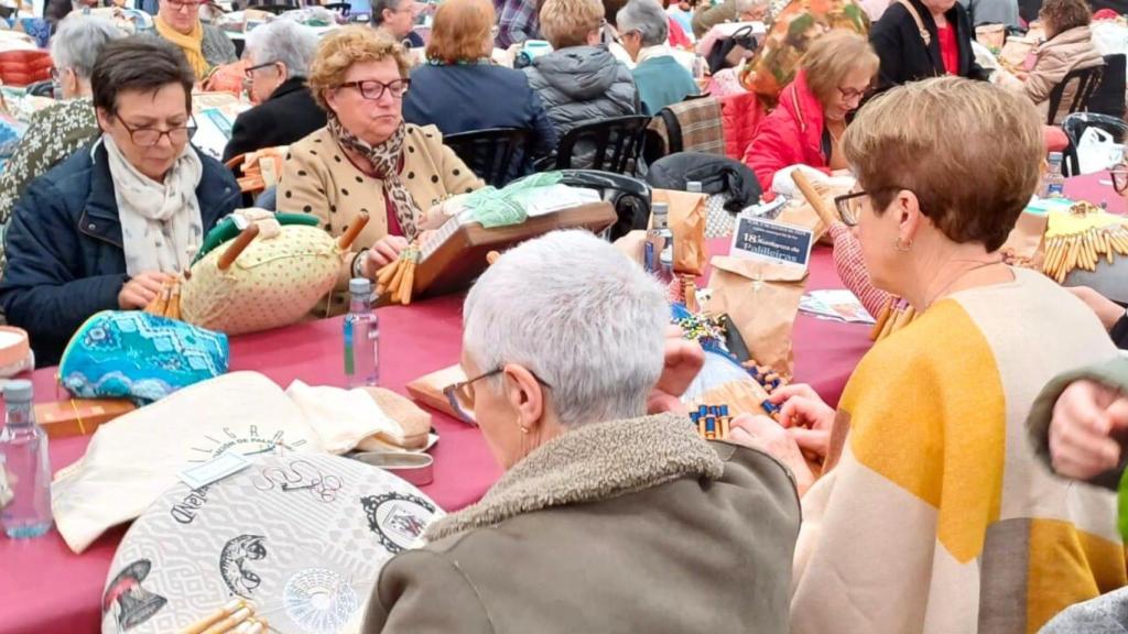 Cerca de 500 palilleiras participaron en Neda (A Coruña) en la tradicional xuntanza