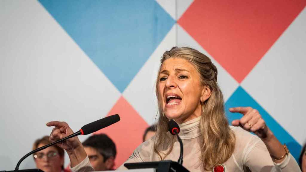 Yolanda Díaz, interviene durante el cierre de la campaña electoral de Sumar Galicia.