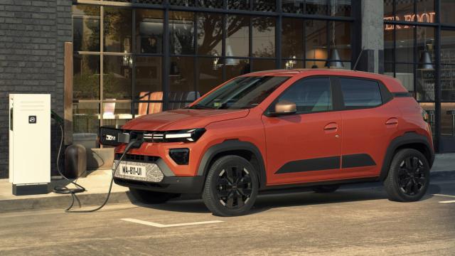 Así es el nuevo Dacia Spring, un coche que cambia en diseño y en seguridad.