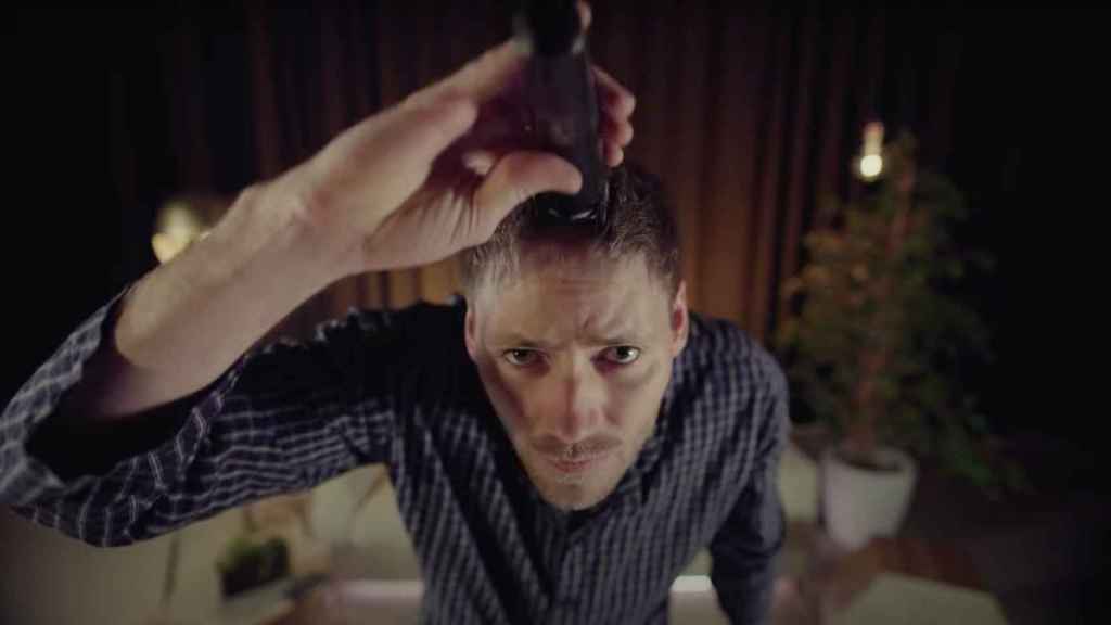 Fotograma del videoclip de ‘Soldiers Dancing On TikTok’.