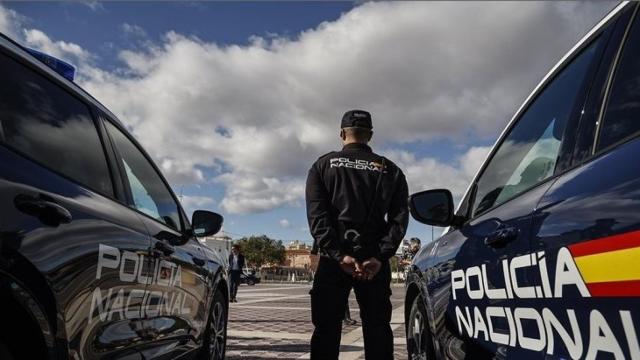 Un agente de la Policía Nacional.