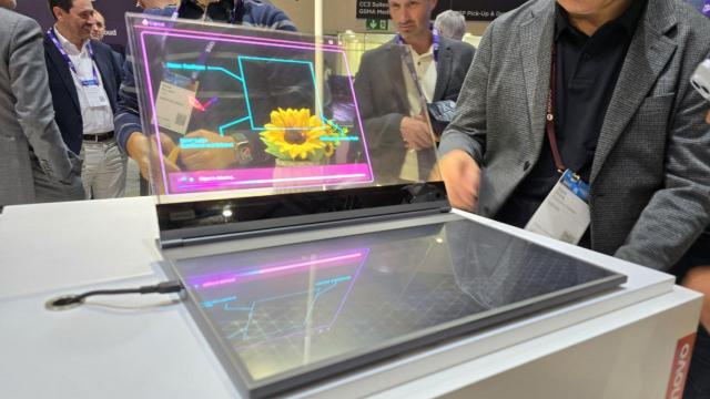 El portátil transparente de Lenovo.