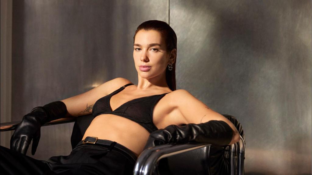 Dua Lipa.