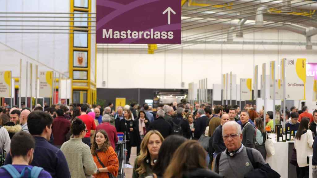 Foto de archivo de la feria internacional del vino de Bolonia, 2023.