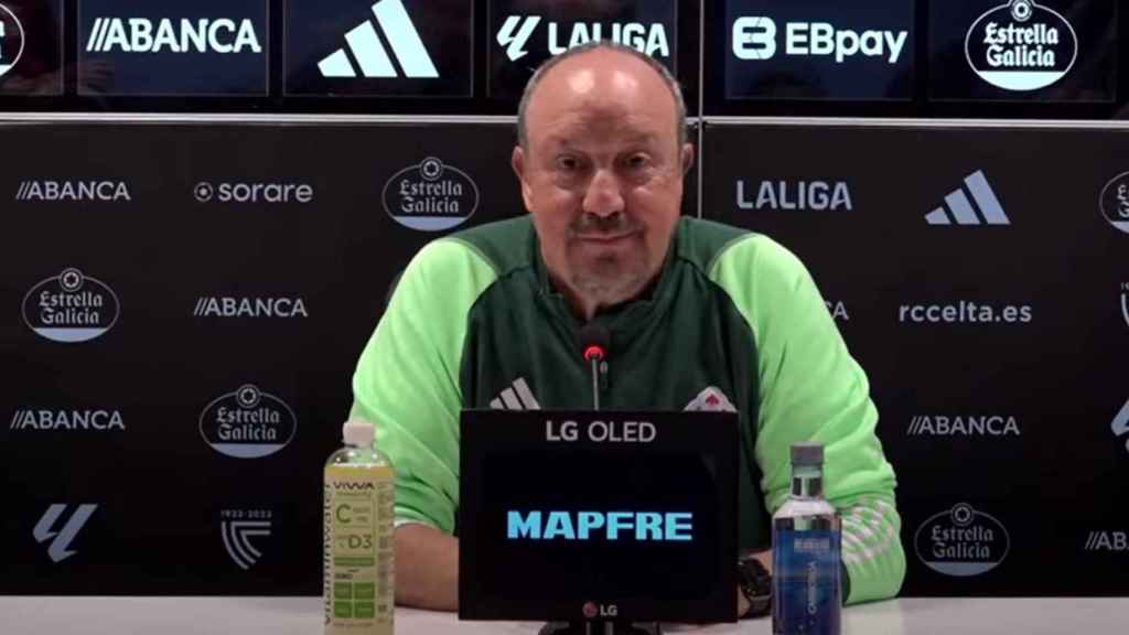 Rafa Benítez en rueda de prensa.