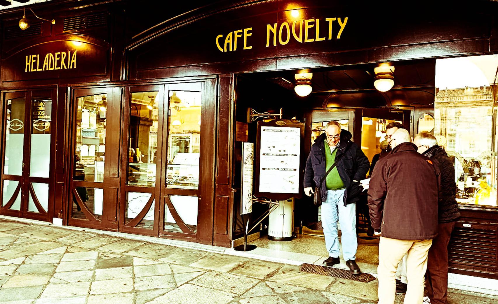 El histórico Café Novelty situado en la Plaza Mayor de Salamanca