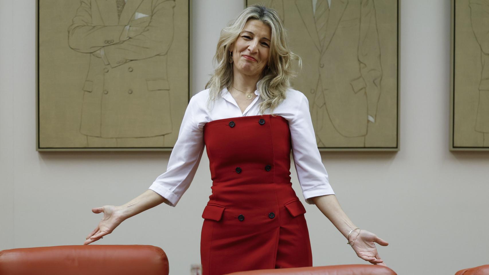 La vicepresidenta segunda y ministra de Trabajo, Yolanda Díaz, es una reunión del Grupo Parlamentario Plurinacional Sumar