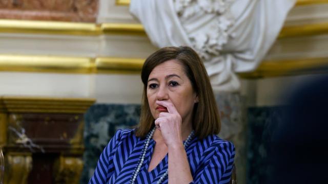 Sánchez moviliza a Ferraz y Moncloa en defensa de Armengol: cree que si cae peligrará la legislatura