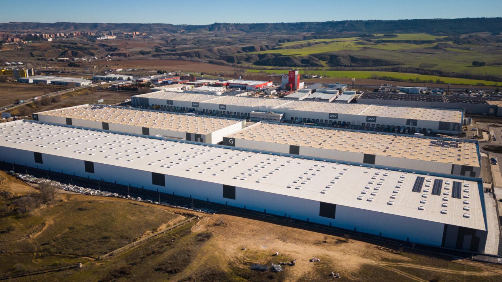 Imagen de las naves que Merlin Properties tiene en Cabanillas del Campo.