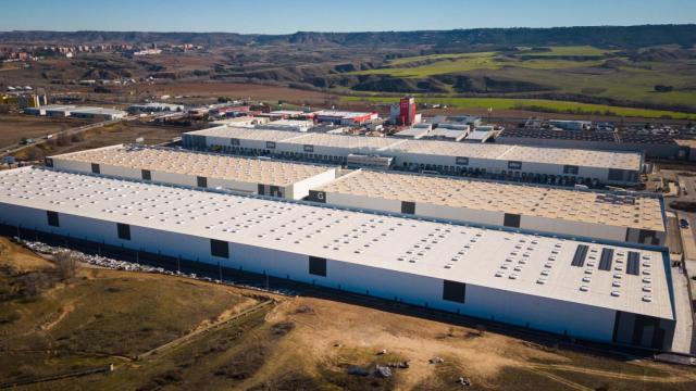 Imagen de las naves que Merlin Properties tiene en Cabanillas del Campo.