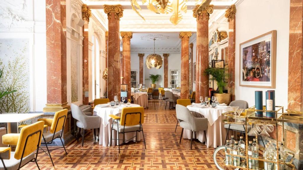 El restaurante dentro del palacete del Club Alma Sensai.