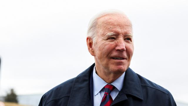 El Presidente Biden sale del Aeropuerto Regional de Hagerstown el 5 de marzo de 2024.