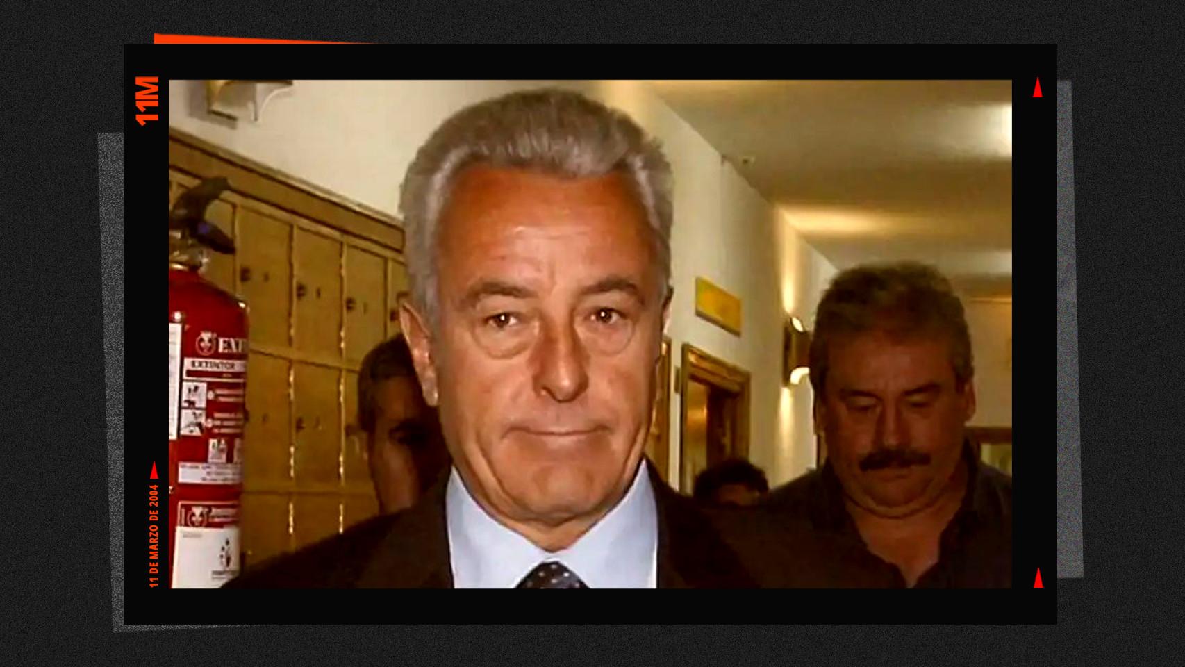 El comisario Sánchez Manzano,   jefe de los Tedax, en el interior de los juzgados.