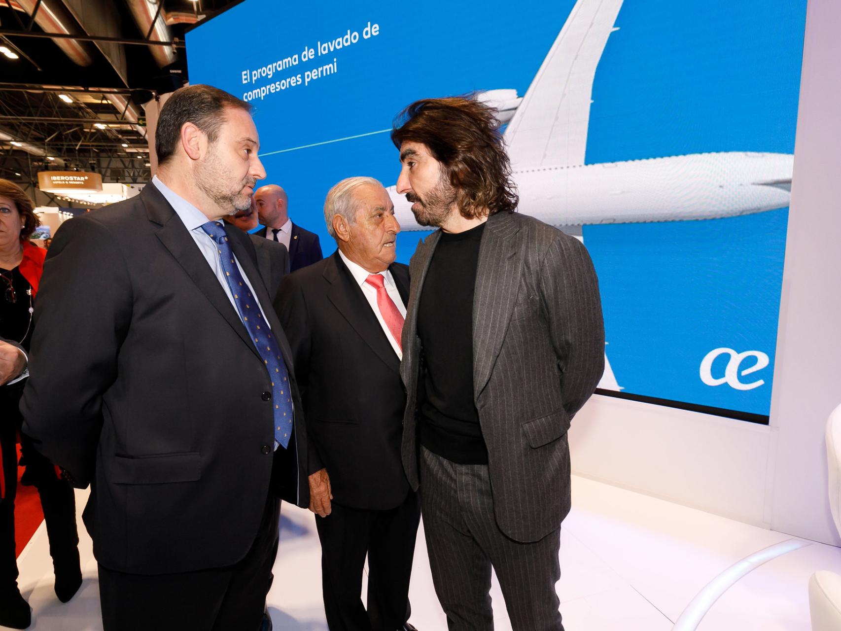 José Luis Ábalos, Juan José Hidalgo y Javier Hidalgo el 23 de enero de 2020 en FITUR.