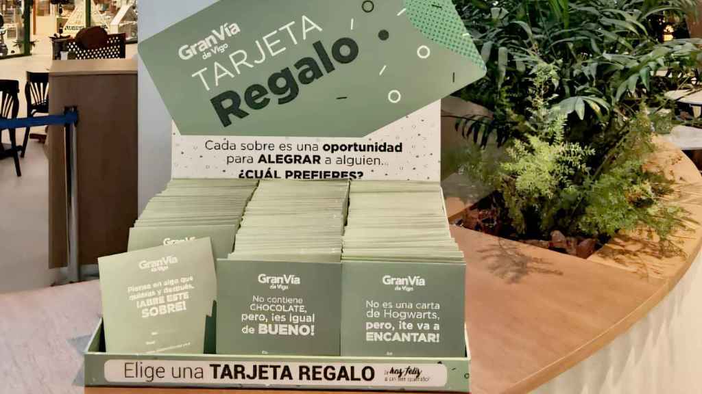 Tarjetas regalo por el Día del Padre en el centro comercial Gran Vía.