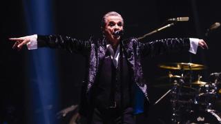 Dave Gahan, anoche en el WiZink Center de Madrid. Foto: Efe