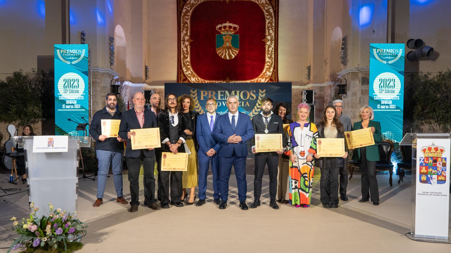 Cifuentes se vistió de gala por los Premios Provincia de Guadalajara: las mejores fotografías del evento