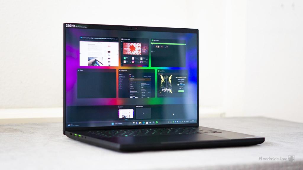 Multitarea en el Razer Blade 16