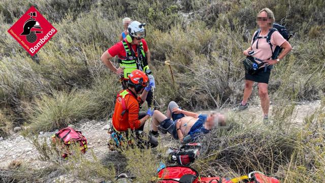 El rescate del hombre en el Pantano de Tibi.