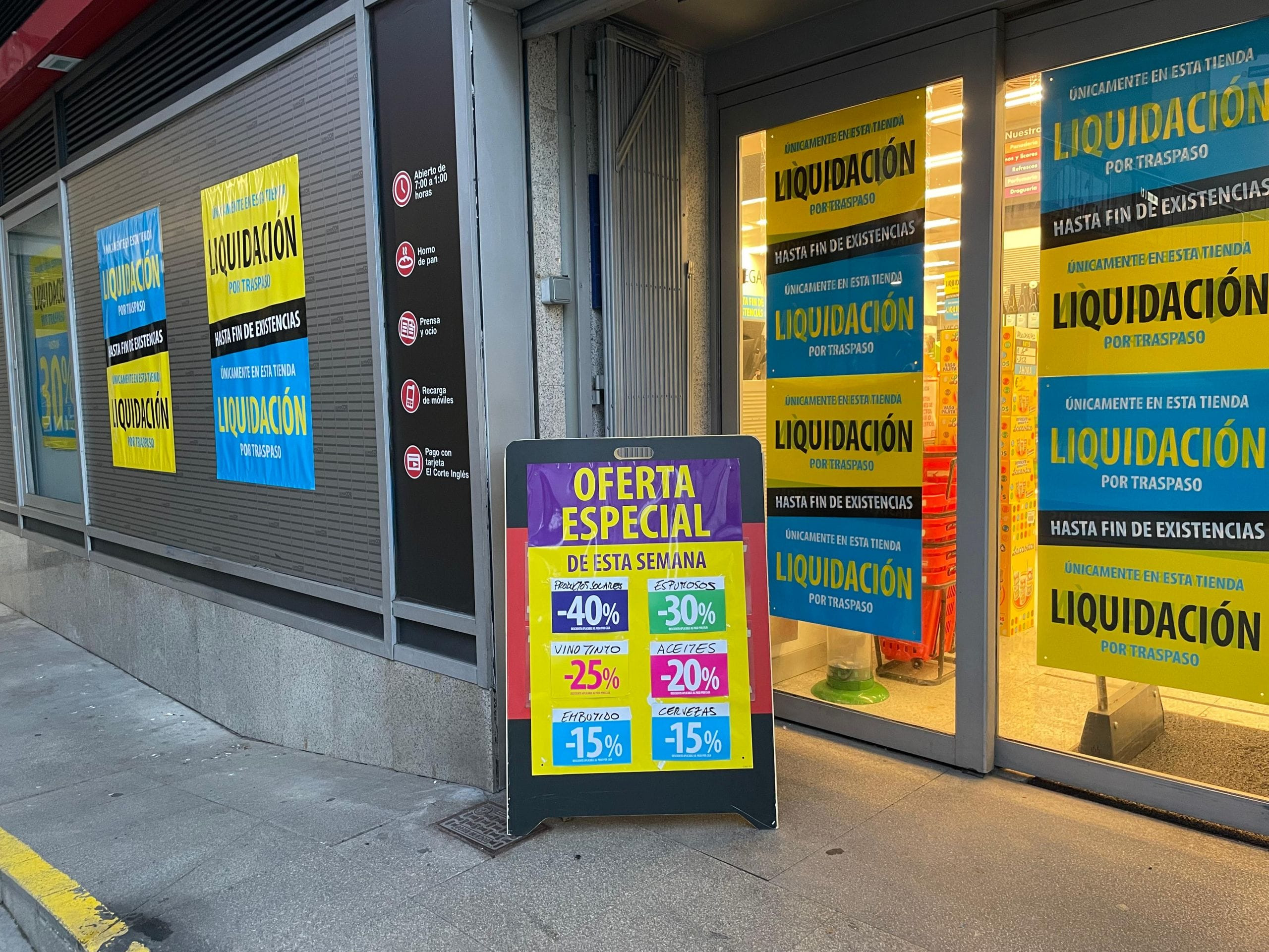 Descuentos por liquidación en Supercor esta semana. Foto: Treintayseis