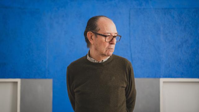 El pintor Rafael Canogar en su estudio. Foto: Sara Fernández