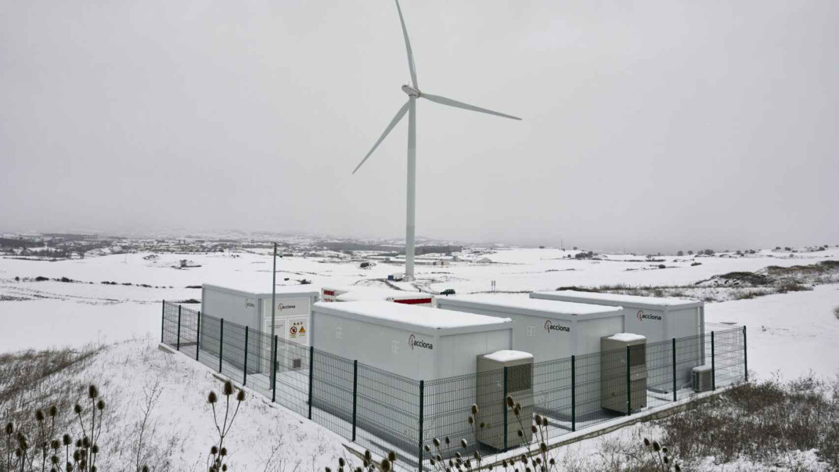 Parque eólico experimental de Barásoain y sus baterías conectadas.