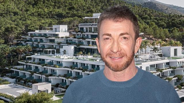 Pablo Motos y la clínica Sha Wellness, en un fotomontaje de 'El Español'.