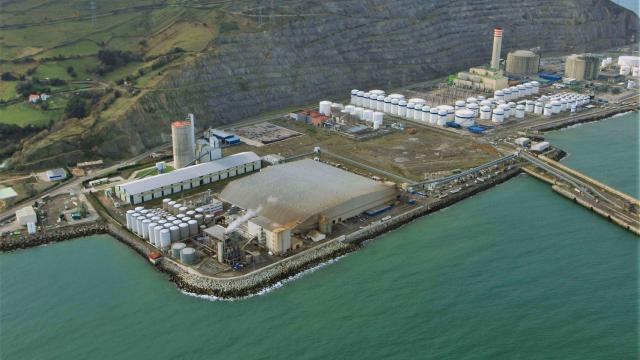 Vista aérea de la planta de Bunge en Bilbao.