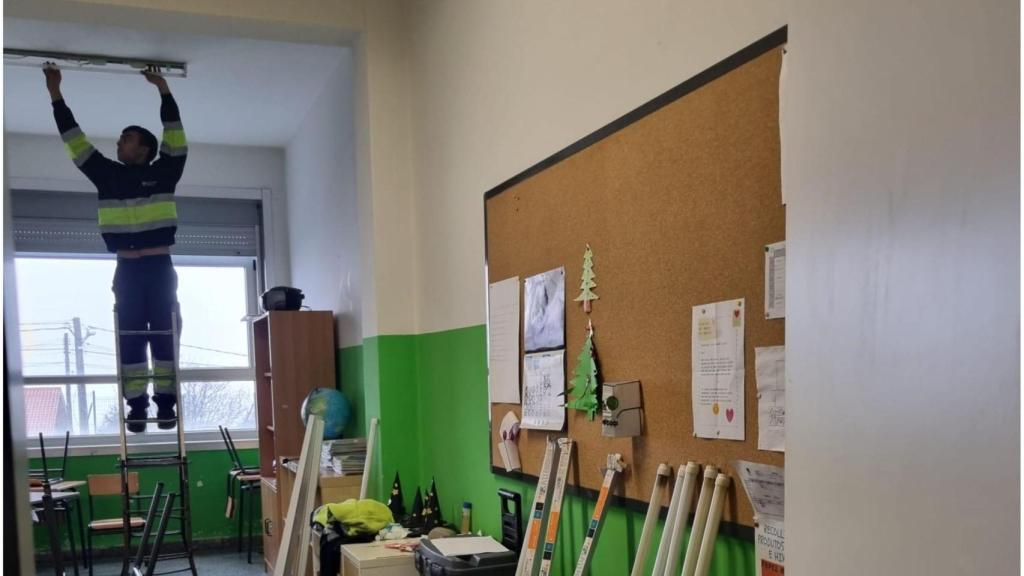 Valdoviño (A Coruña) ejecuta mejoras en el CPI Atios durante los festivos de Semana Santa