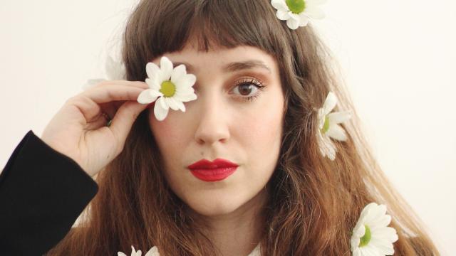 La autora Sara Búho.