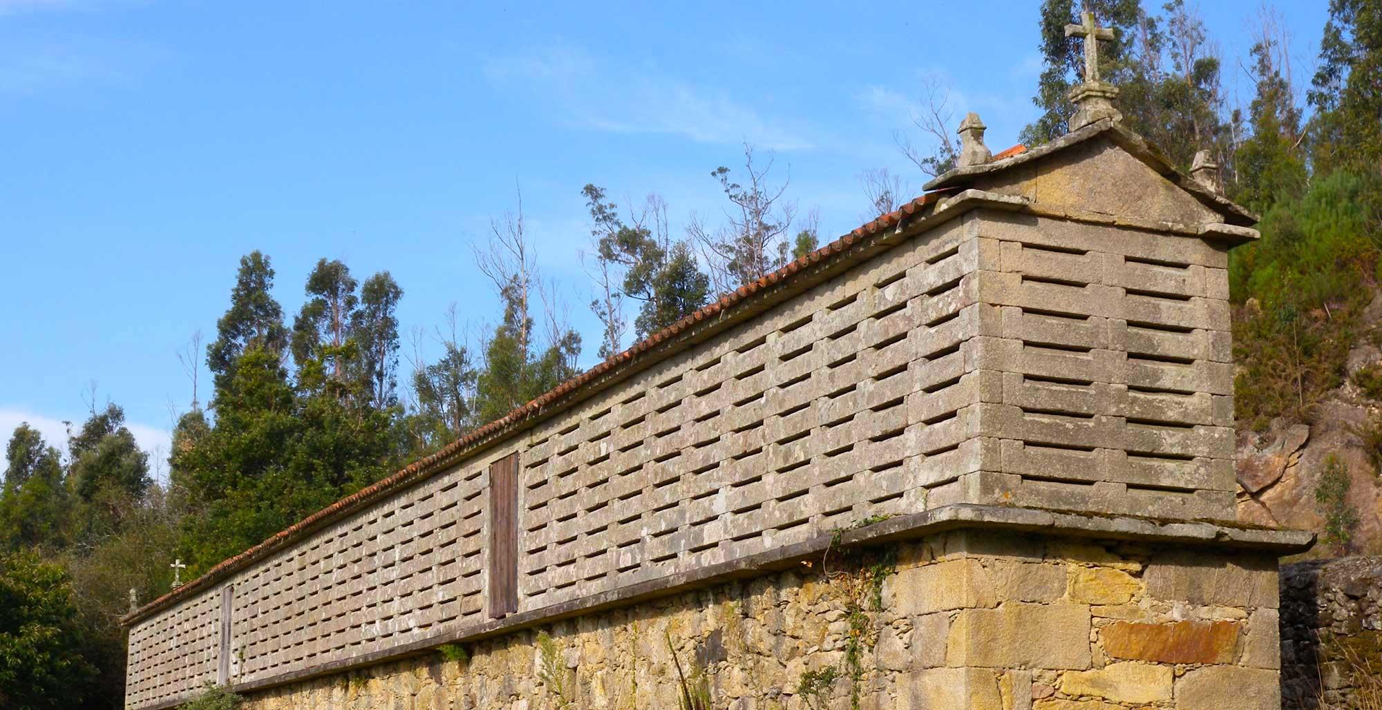 Vista del hórreo de O Araño, Rianxo. Foto: Barbanza Arousa