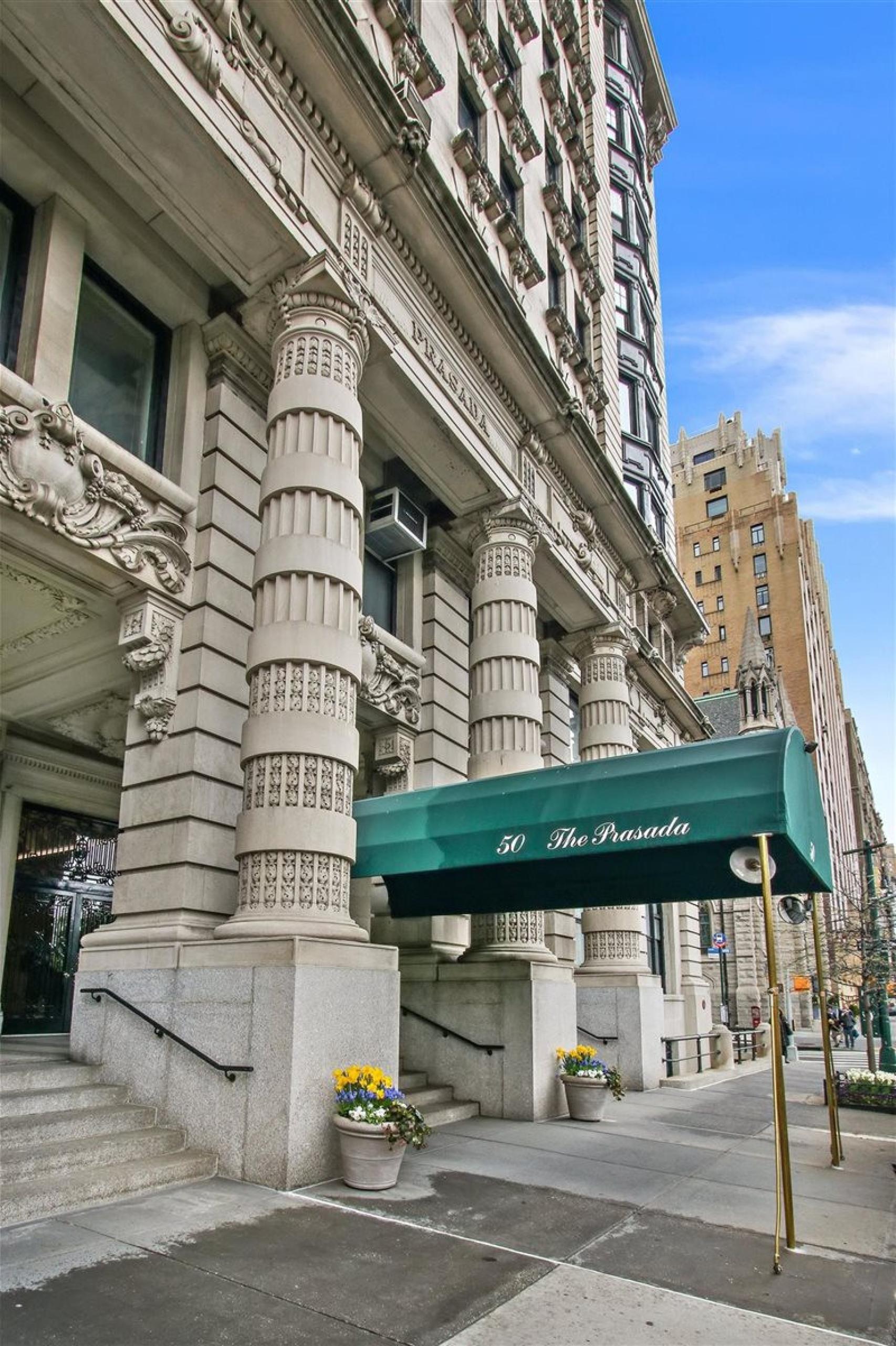 Edificio en Nueva York en el que Antonio Banderas tiene su apartamento