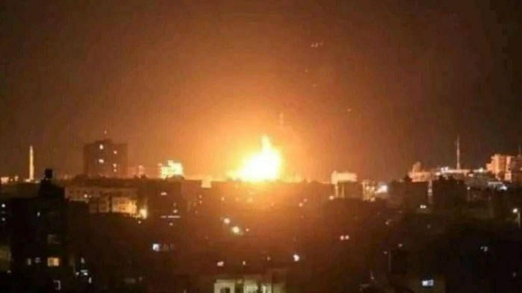 Imágenes del ataque israelí cerca de Alepo, en Siria.